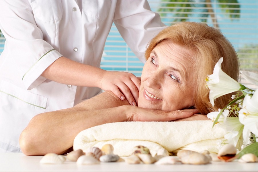 Benefits of massage to seniors